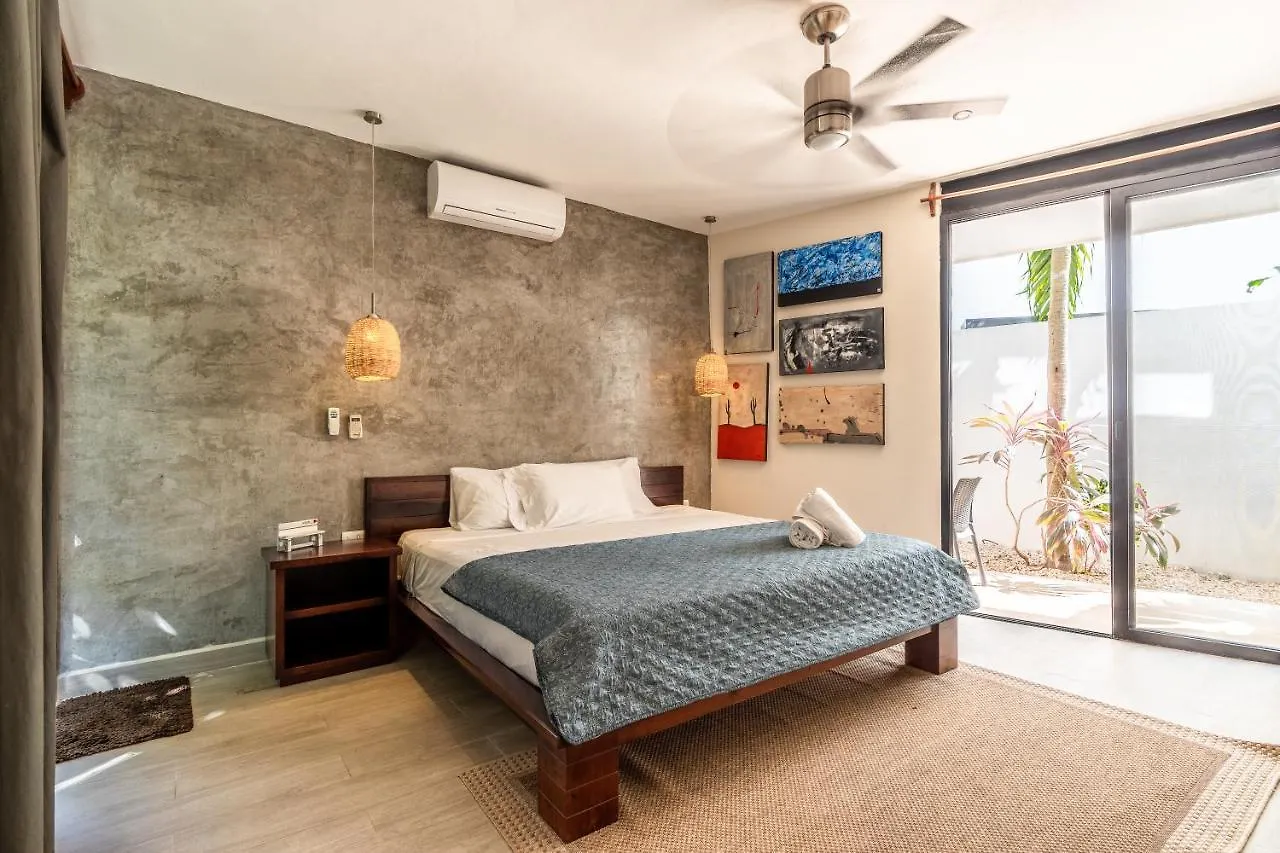 Loft Laurel Plunge Pool , Wifi, A/C, Parking Apartment Tulum