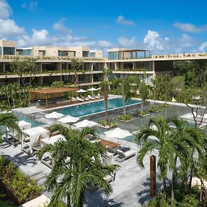4* Aparthotel Mistiq